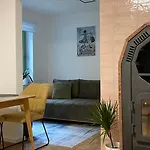Mesebeli Haz Verőcemaros